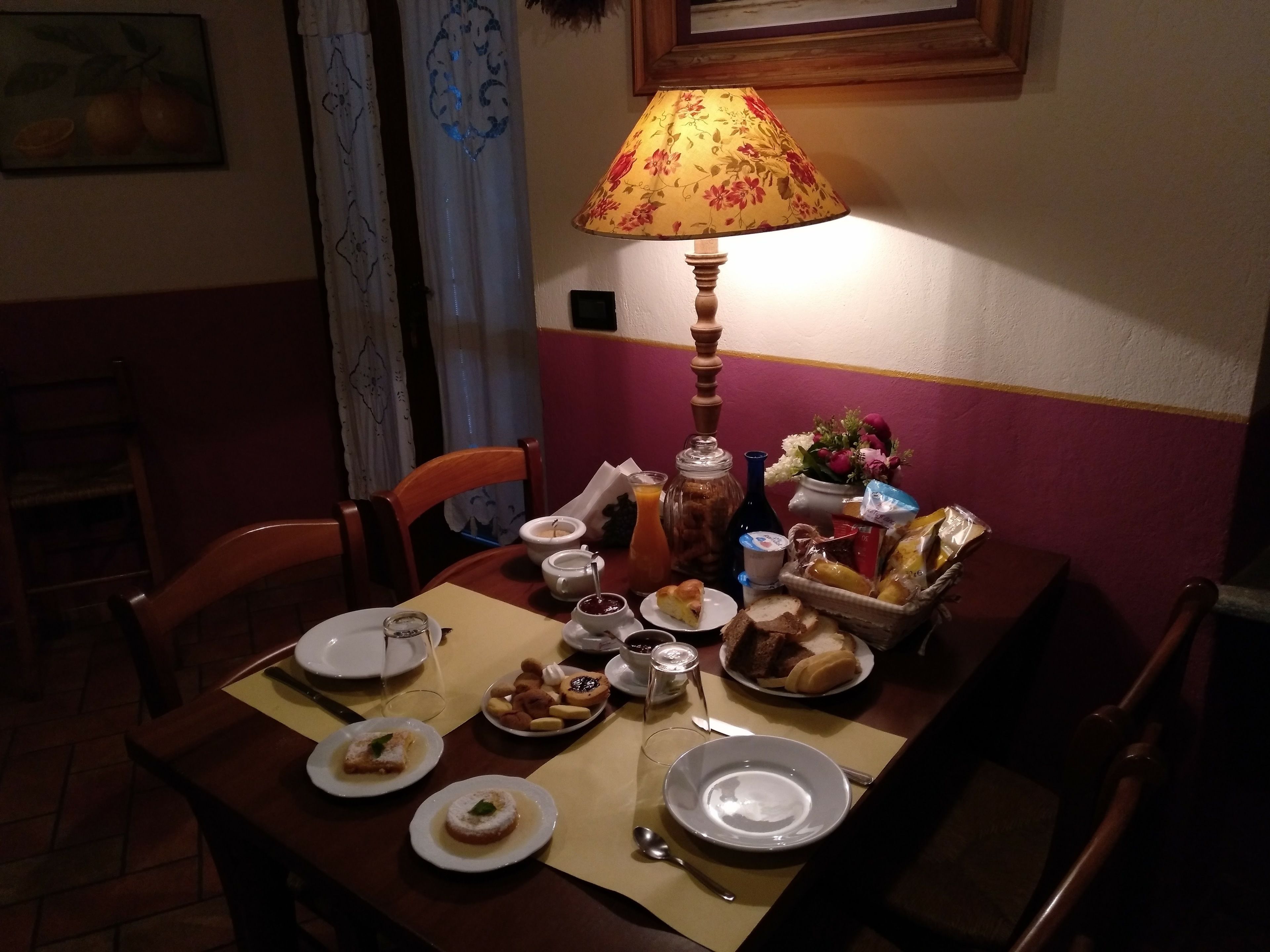 Colazione continentale inclusa, servita tutte le mattine 