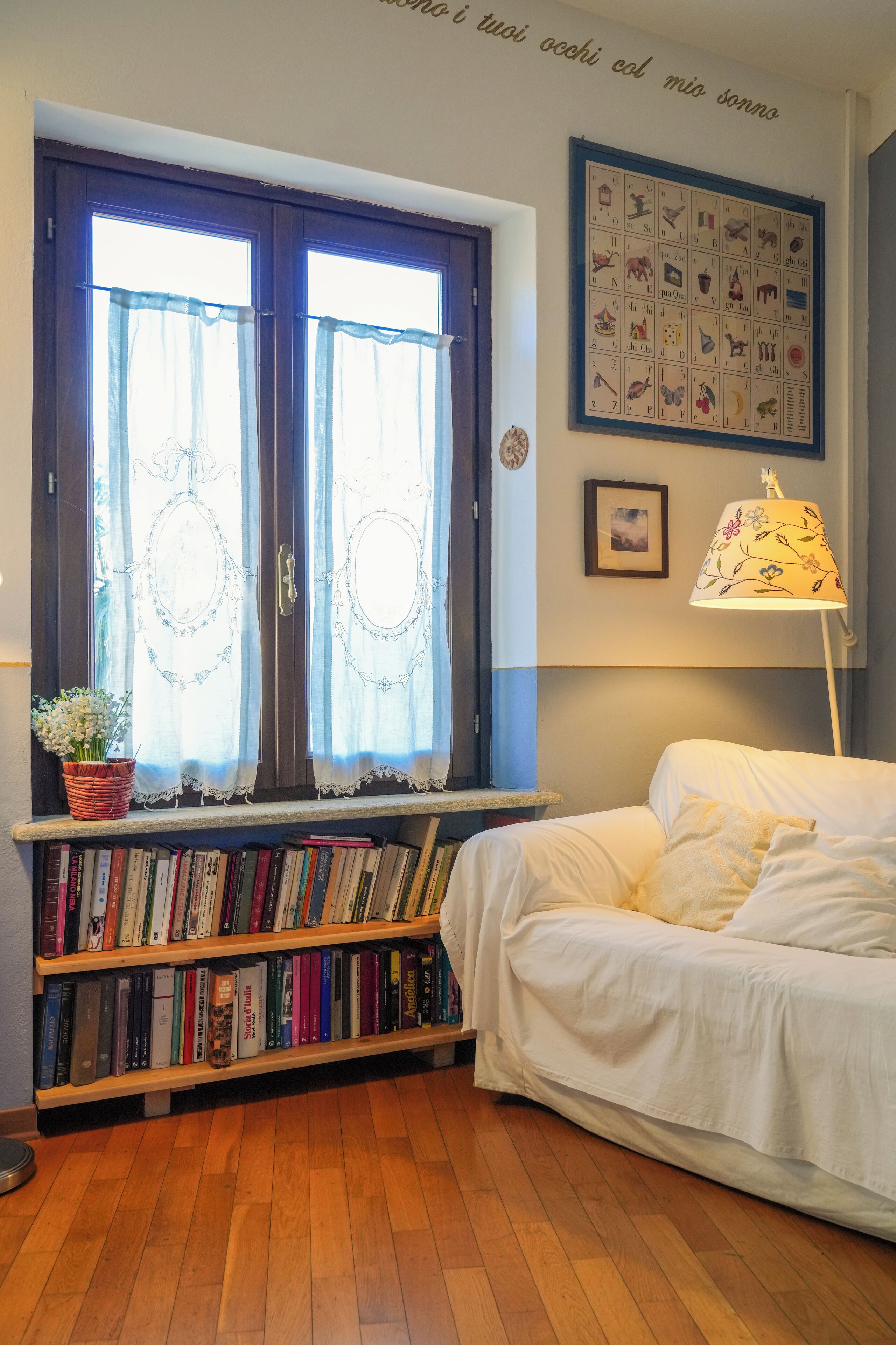 Photo - La Curandera