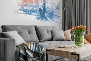 Departamento superior | Área de sala de estar | Televisión de pantalla plana 