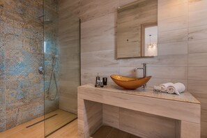 Bathroom - Aeolos Boutique Hotel & Suites (Zakynthos)