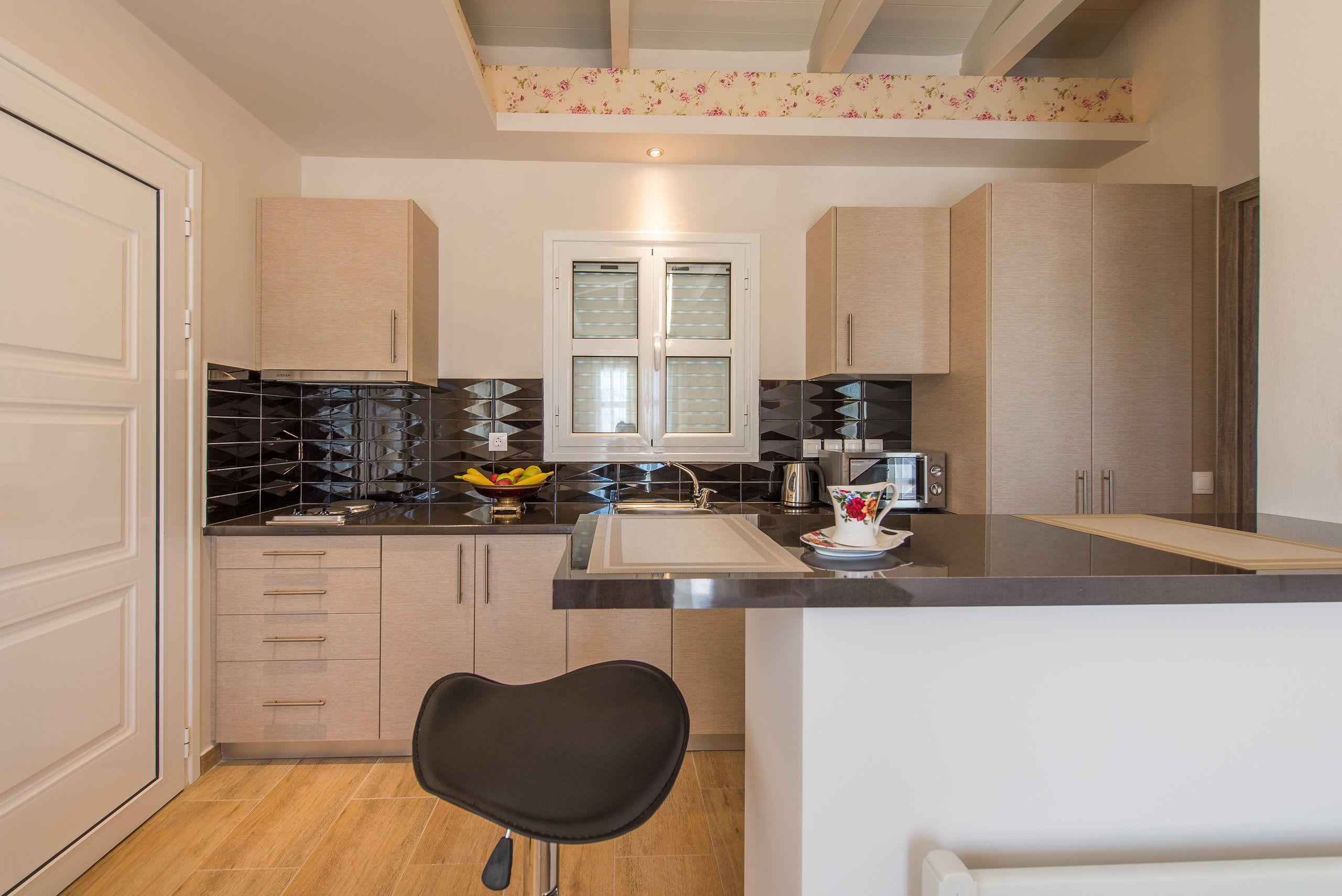 Family Suite One Bedroom | Living area | 32-inch flat-screen TV with satellite channels, TV