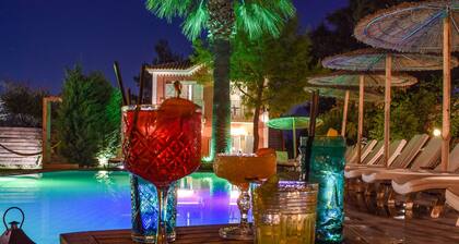 Aeolos Boutique Hotel & Suites