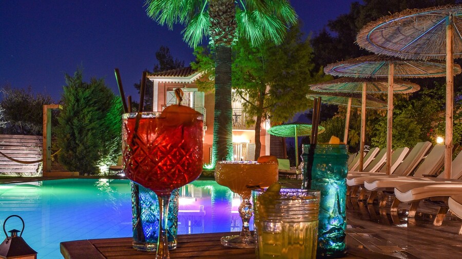 Aeolos Boutique Hotel & Suites