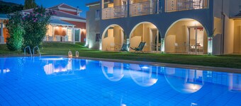 Aeolos Boutique Hotel & Suites