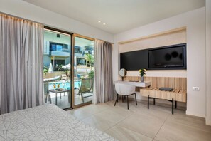 Premium Studio, Pool View | Premium bedding, in-room safe, free WiFi, bed sheets - Pefki Deluxe Residences (Kassandra)