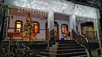 EntrĂ©e de lâhĂ©bergement