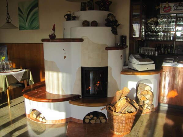 Interior - Berggasthof Bayernturm (Sulzdorf an der Lederhecke)