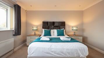 Townhome, 4 Bedrooms | Premium bedding, individually decorated, individually furnished