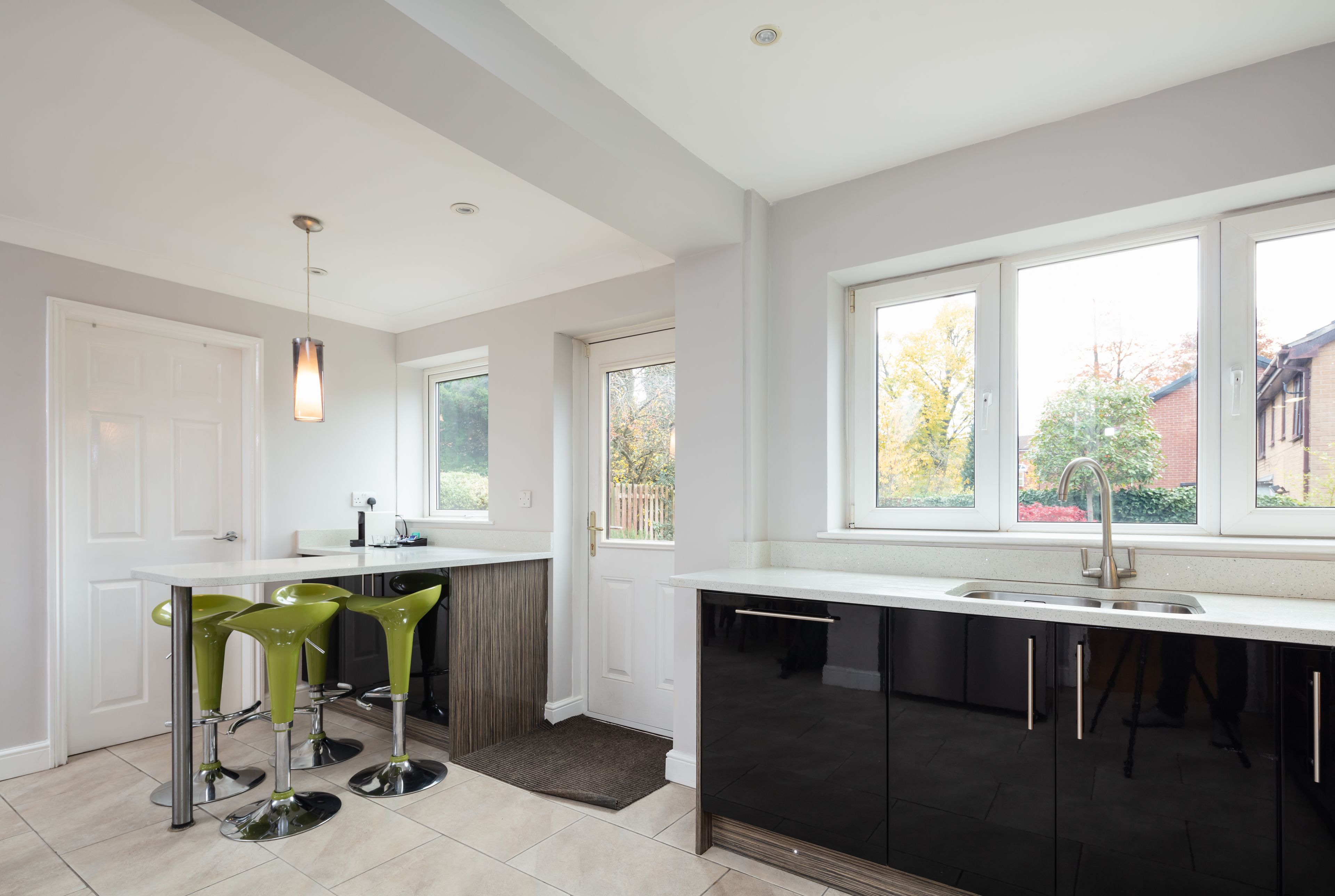 Townhome, 4 Bedrooms | Private kitchen | Fridge, microwave, oven, stovetop