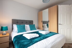 Townhome, 4 Bedrooms | Premium bedding, individually decorated, individually furnished - The Bluestone Villa (Stockport)