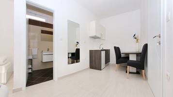 Studio | Oleskelualue | Taulutelevisio