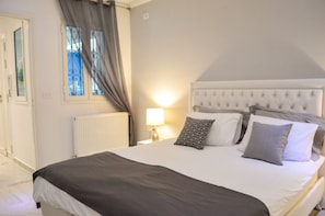 Design Apartment, 3 Bedrooms, Non Smoking, Hill View | 3 bedrooms, individually decorated, individually furnished, desk - Cosy S3 At Sidi Bou Said Village (Sidi Bou Said)