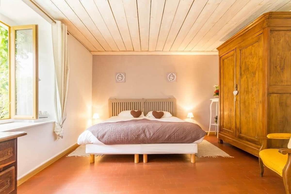 Suite (des Anges) | Peralatan tempat tidur premium, dihias secara berasingan