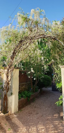 Garden. La Pouillyzotte