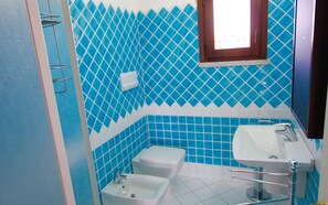 獨棟房屋, 1 間臥室 | 浴室 | 淋浴設備、坐浴桶、毛巾