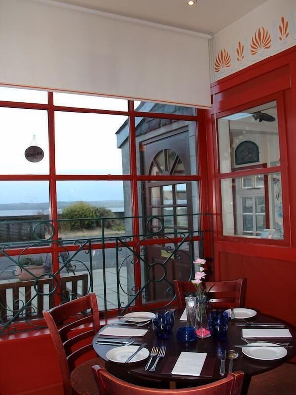 Se sirven desayunos, almuerzos y cenas