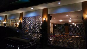Exterior - Bluebells Express Hotel Syariah (Malang)