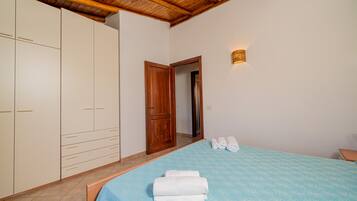 Departamento, 2 habitaciones | Ropa de cama