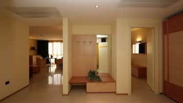 Una cassaforte in camera, tende oscuranti, Wi-Fi gratuito, lenzuola