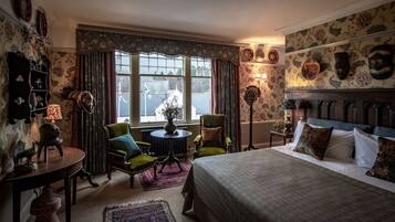 Room (Scottish Culture) | In-room safe, individually decorated, individually furnished, desk