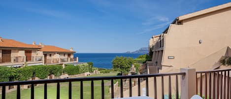 House, 1 Bedroom, Sea View | Balcony