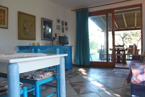 公寓, 1 间卧室 | 起居区 | 平板电视