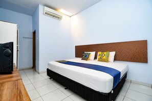 Room - SPOT ON 2171 Griya Sakura Syariah (Colomadu)