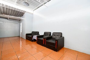 Àrea amb seients del vestíbul