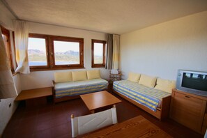 Apartment, 2 Bedrooms | Living room | TV - Casa Camilla (Olbia)