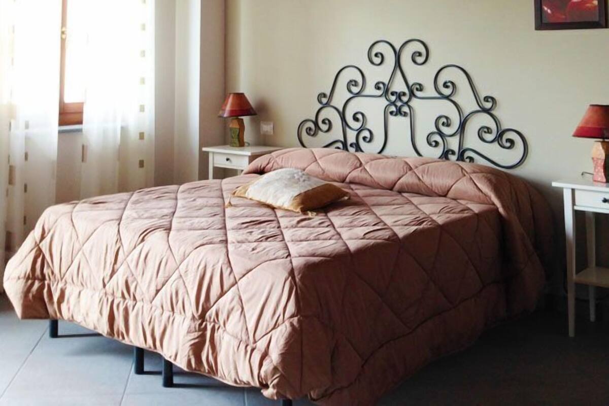 Blackout curtains, rollaway beds, bed sheets