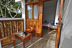 Balcony - Pahiluna Guesthouse (Panglao)