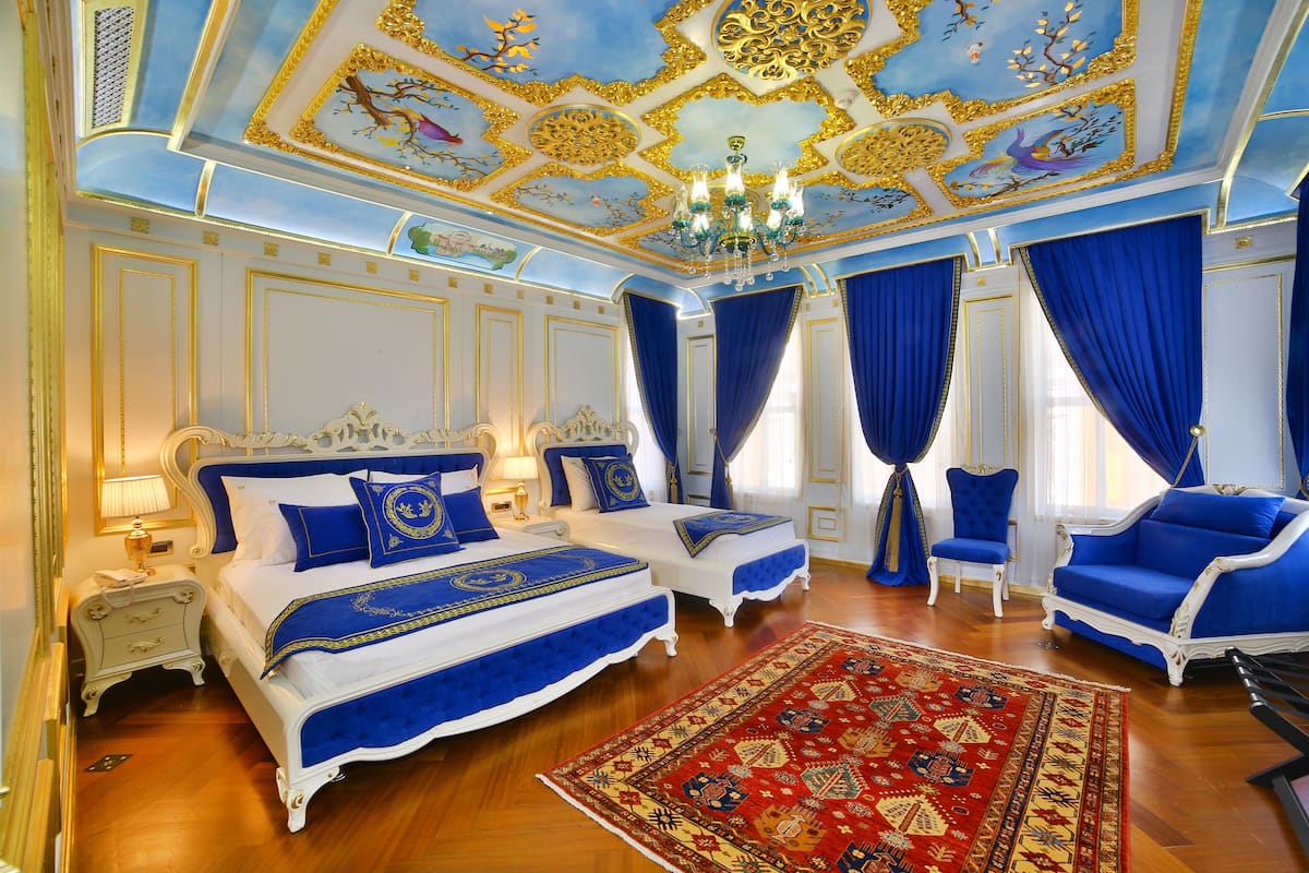 Mansion Triple Suite with Free Spa Access (Self use & Shared) | 1 bedroom, Egyptian cotton sheets, premium bedding, pillowtop beds