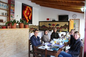 Desayuno continental incluido todos los días