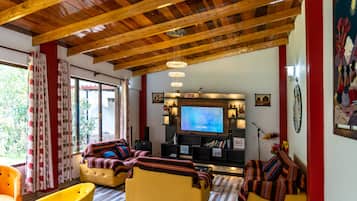 Televisión de pantalla plana