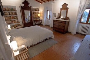 Desk, blackout drapes, free WiFi, bed sheets - Il Monasteraccio (Florence)