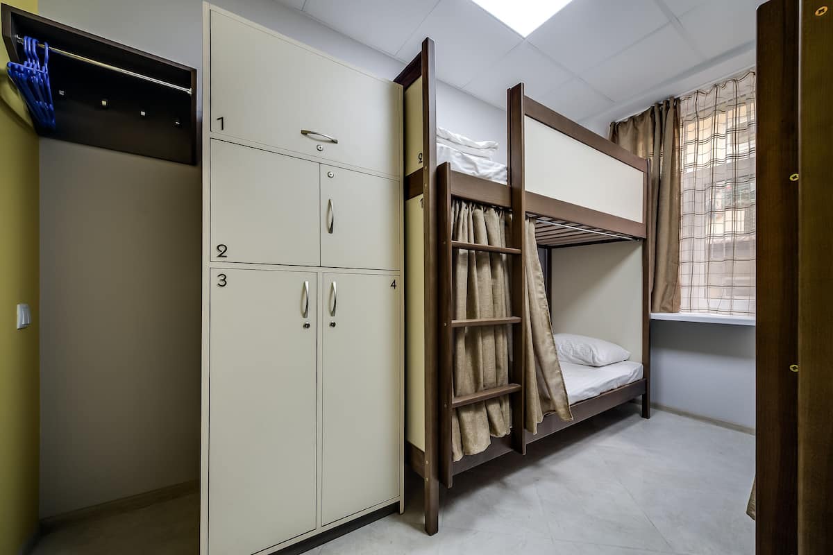 Gemeinsamer Schlafsaal, Gemischter Schlafsaal (4 beds 102) | Schallisolierte Zimmer, kostenloses WLAN, Bettwäsche