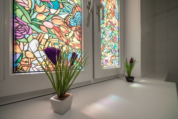 Double Room, Private Bathroom (302) | Bathroom | Shower, hair dryer, towels - Ostriv Hostel (Lviv)