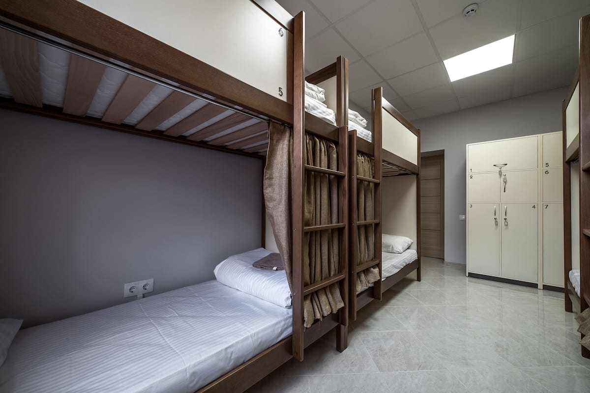 Bed in 8-Beds Mixed Dormitory Room (203) | Soundproofing, WiFi (free), bed sheets