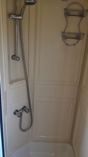 Bathroom - Puy Rond Camping (Bressuire)