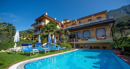 Hotel Cristallo