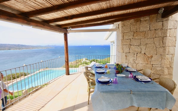 Villa, 5 Bedrooms, Sea View | Terrace/patio
