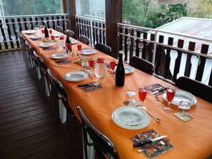 Outdoor dining