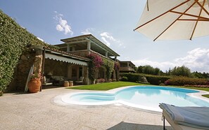 Outdoor pool - Sa Pedra's House (Olbia)