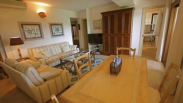 Villa | Living room | TV