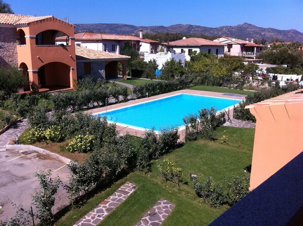Outdoor pool - Casa Adriano (San Teodoro)