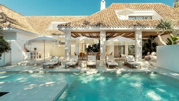 Premium Villa | Terrace/patio