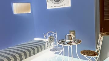 Basic Triple Room | Down comforters, minibar, desk, blackout drapes