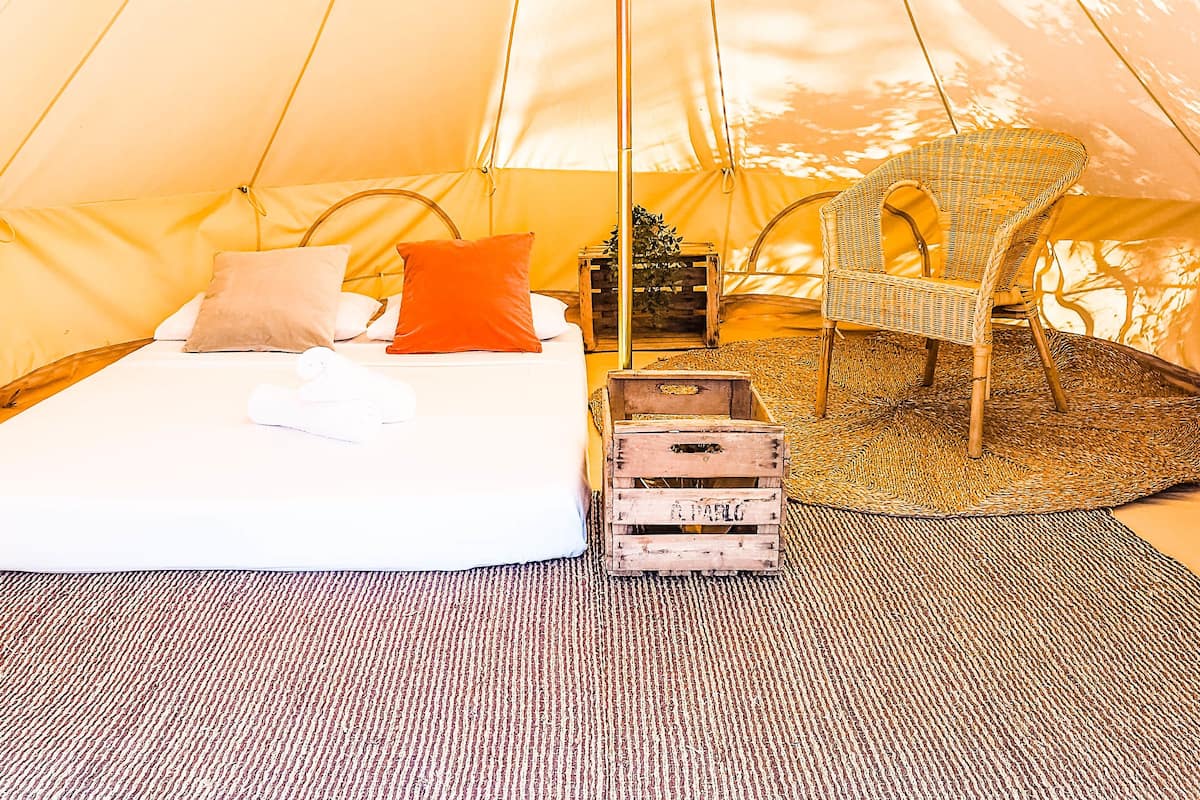 Tent, Shared Bathroom (Bell - 1 Futon/Every 2 Occupants)