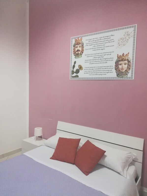 Desk, free WiFi, bed sheets - B&B Il Poeta (Palermo)