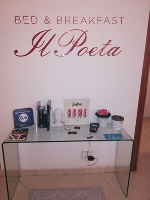 Check-in-/Check-out-Schalter
